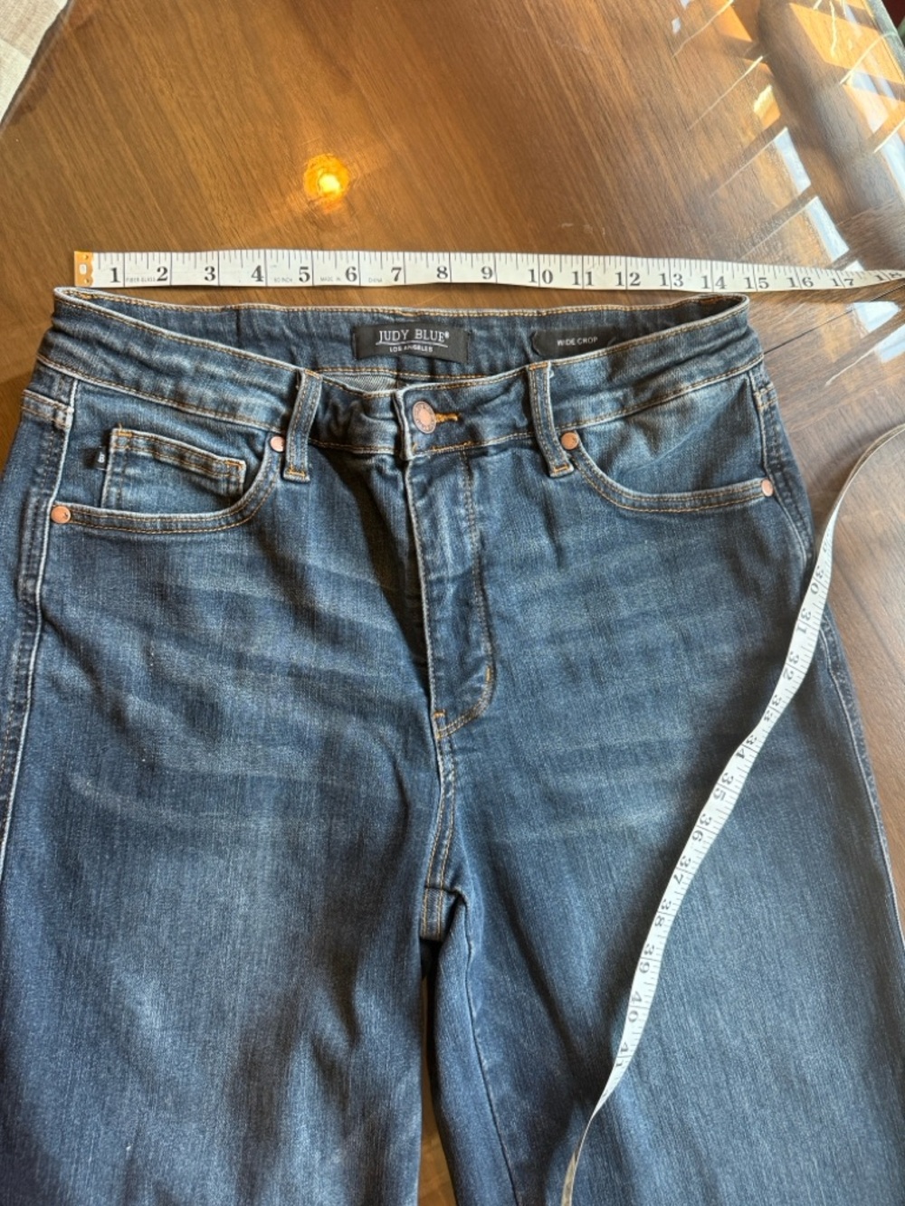 Judy Blue Wide Leg Crop size 11/30 - Picture 7 of 10